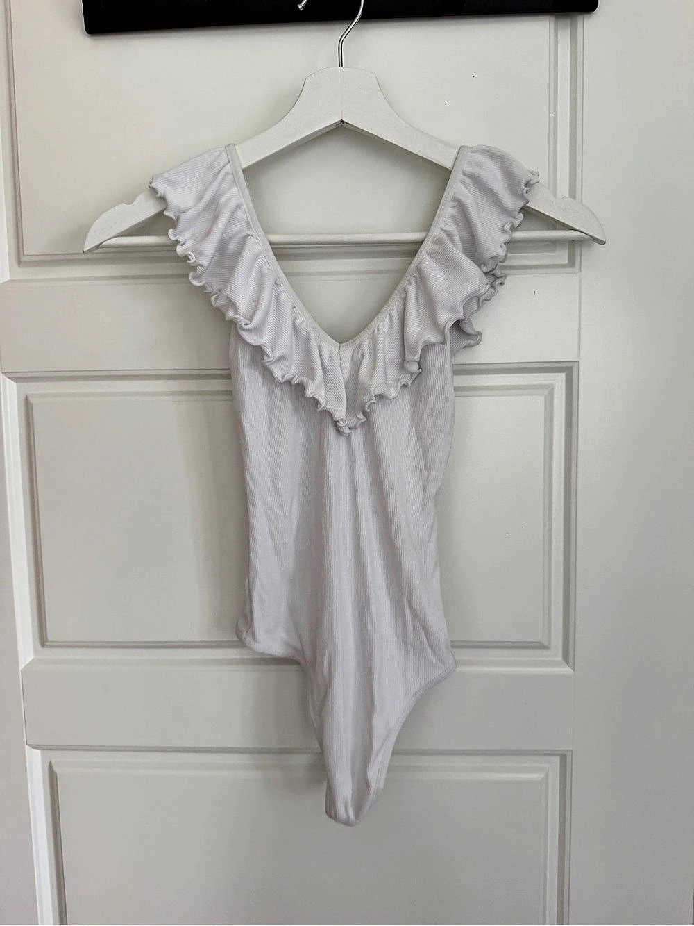 Wilfred Spada Bodysuit White Ruffle Bodysuit Size XS Like New